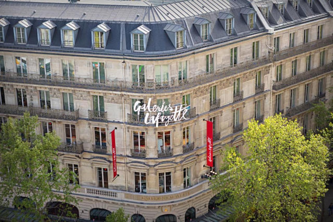 Holiday Inn Paris Elysees, An Ihg Hotel Екстер'єр фото